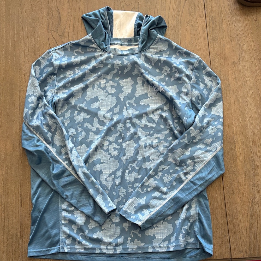 Huk Light Blue Fishing Sunshirt